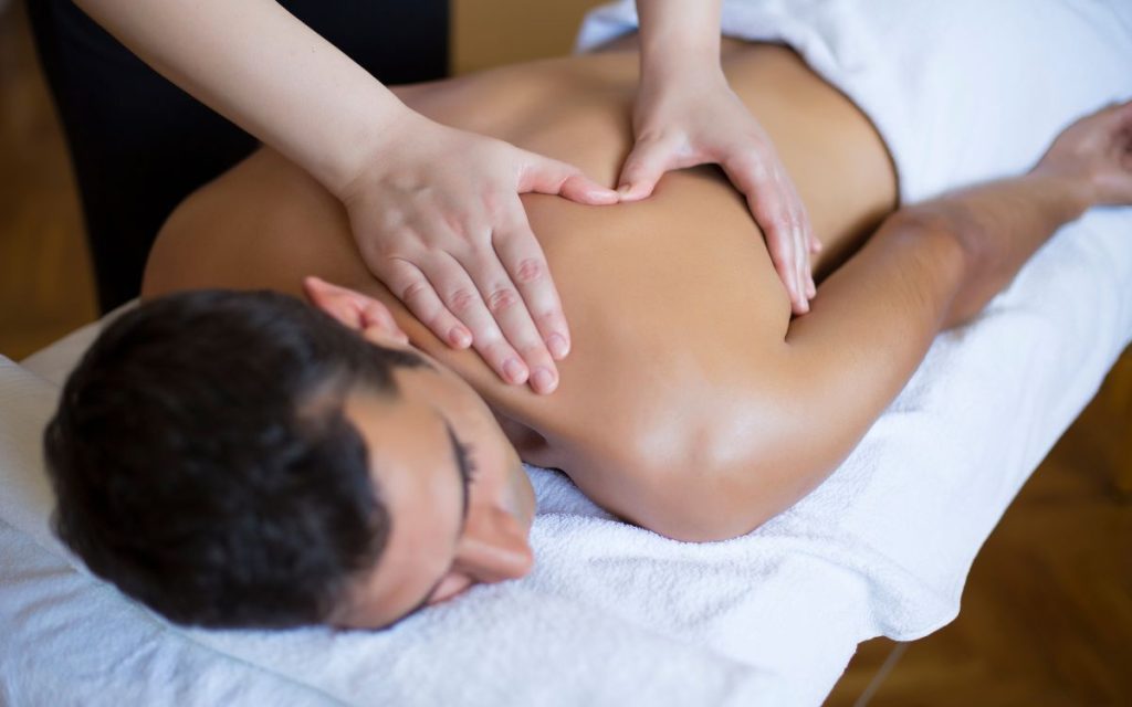 https://www.spamaso.com/image/lieu-phap-thu-gian-danh-cho-tam-hon-den-tu-massage-spa-1.jpg